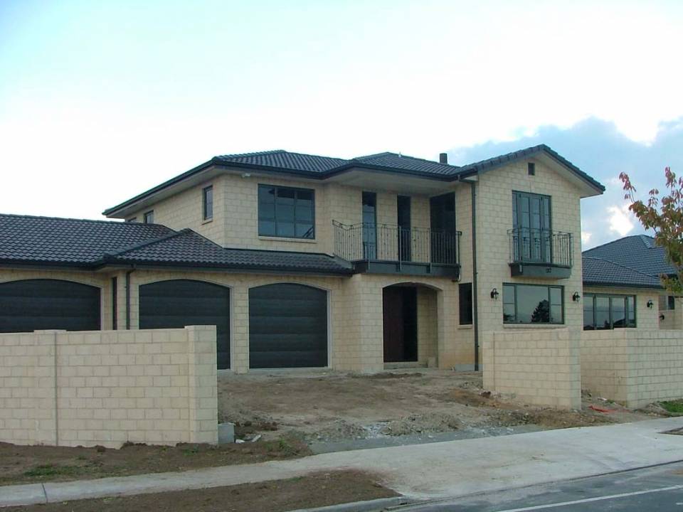 Two storey house in Midland Brick